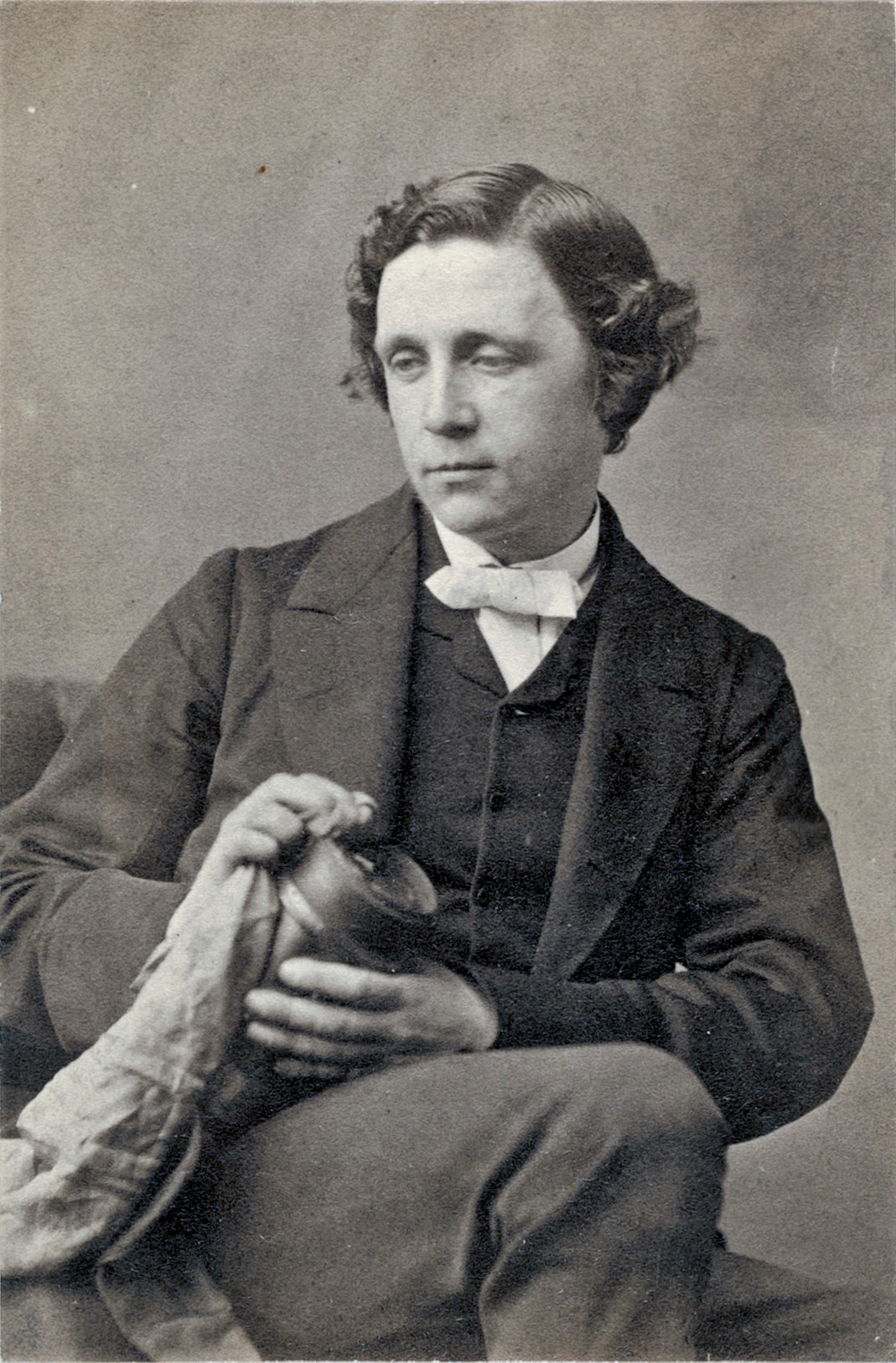 Lewis_Carroll_1863.jpg